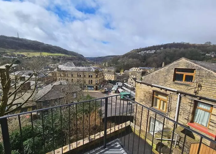 Beautiful 2 Bedroom With Patio And Amazing Views