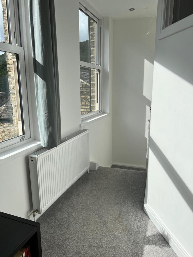 Holiday home Beautiful 2 Bedroom With Patio And Amazing Views Hebden Bridge