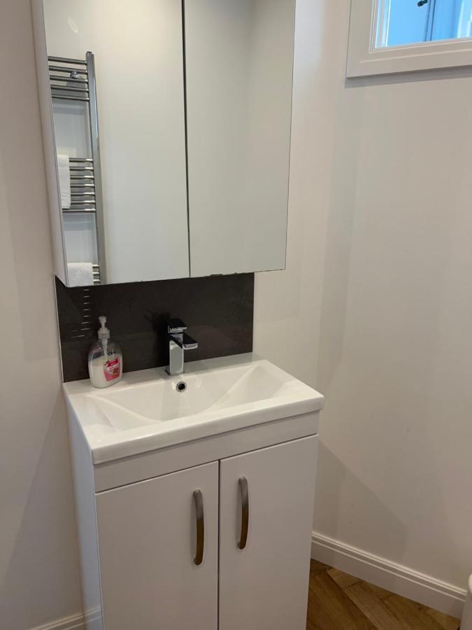 Beautiful 2 Bedroom With Patio And Amazing Views *