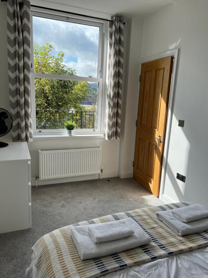 Holiday home Beautiful 2 Bedroom With Patio And Amazing Views *